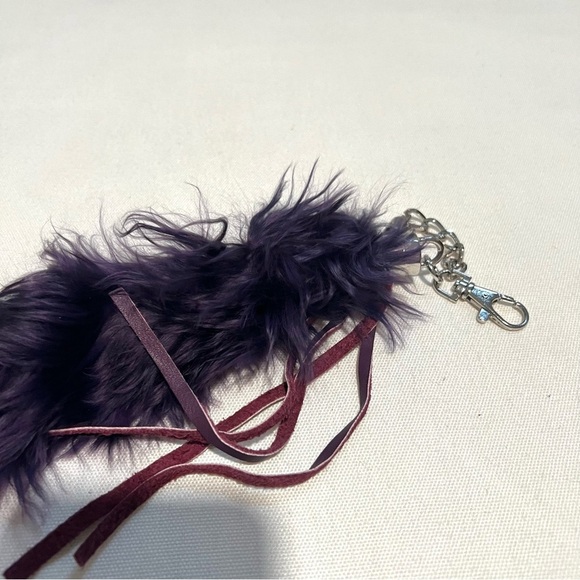 NWT NEW Purple Feathery Leather Key Chain - Picture 4 of 4